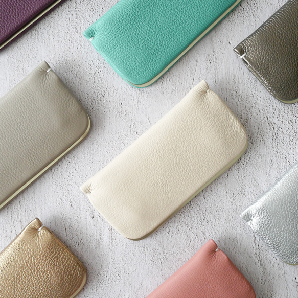 小振りな長財布「スナップウォレット・LONG」 バニラ 5cm