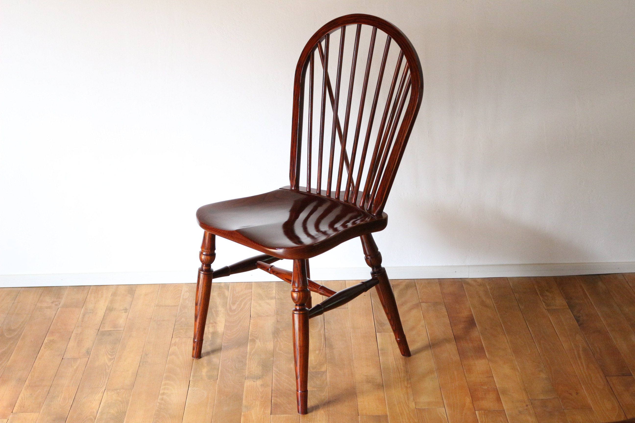 ループバックチェア　漆仕上げ（栗＆タモ）