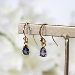 アイオライトの一粒ピアス｜Iolite 1枚目の画像