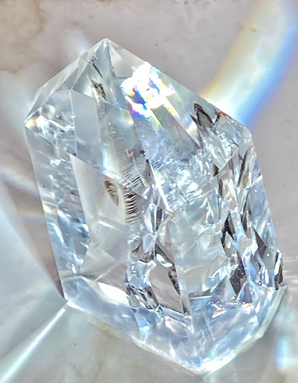 レインボークォーツ✨万華鏡　クリスタル　水晶　ポイント レインボークォーツ✨万華鏡 クリスタル 水晶 ポイント 【公式通販】