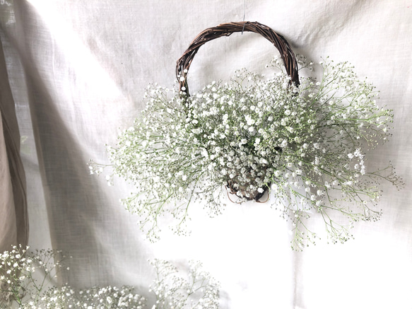 ウェディングブーケ＊* 生花のかすみ草のバスケットブーケ