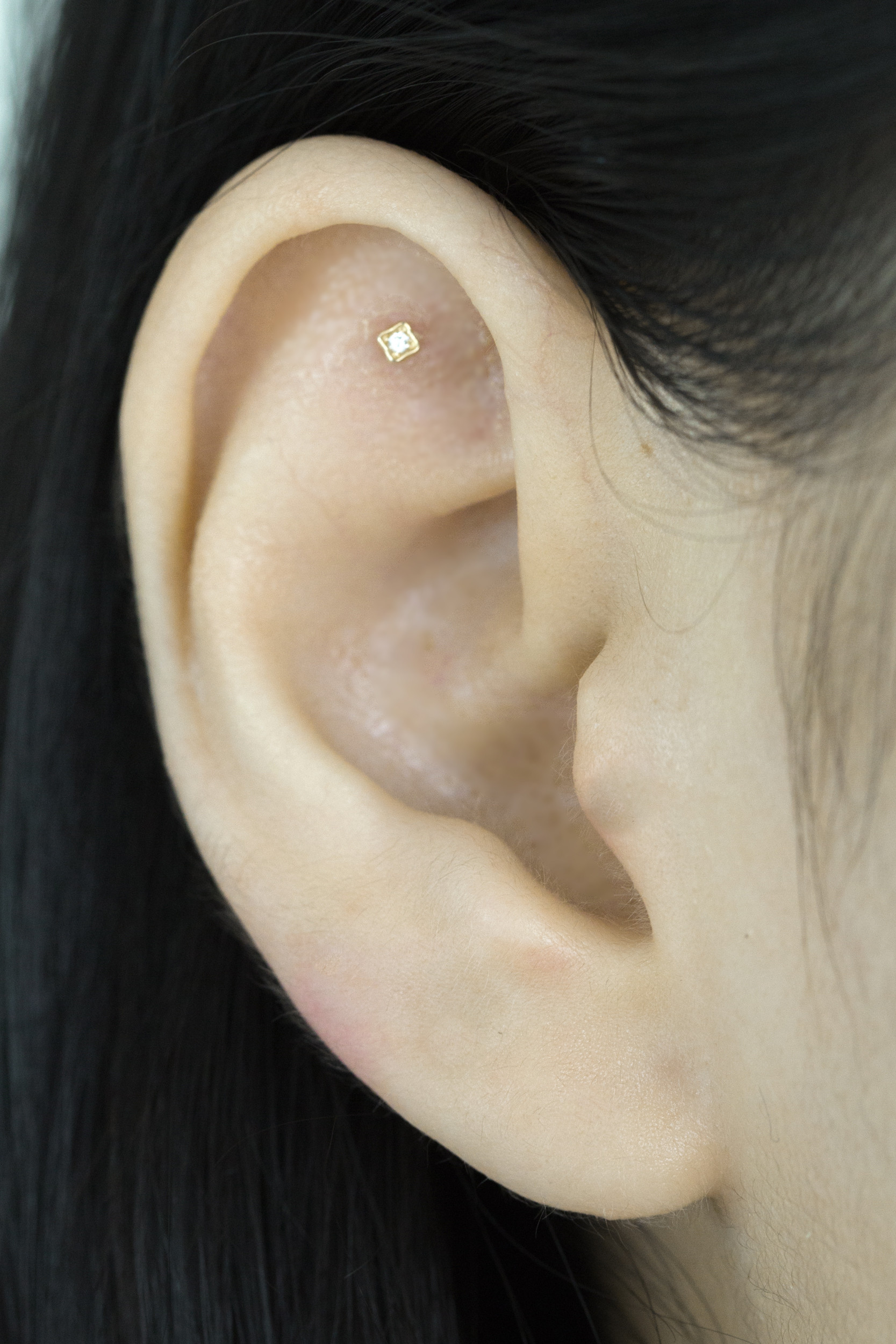 14K金 ゴールド Cz ヘリックス 軟骨 アンチトラガス アウター インナーコンク イヤリング ピアス ラブレット