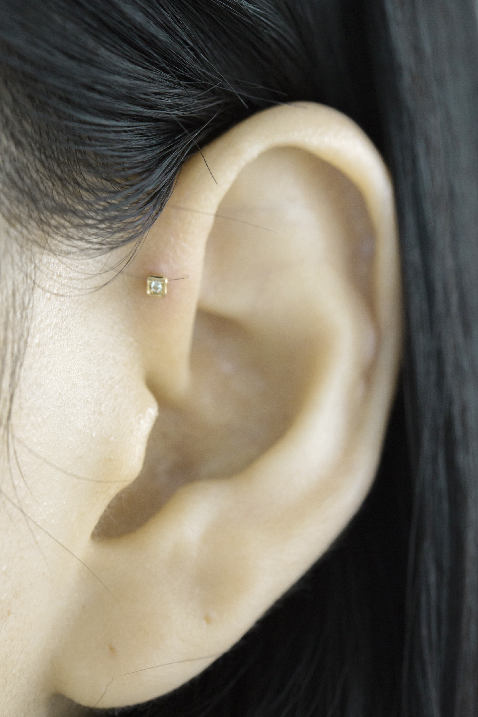 14K金 ゴールド Cz ヘリックス 軟骨 アンチトラガス アウター インナーコンク イヤリング ピアス ラブレット
