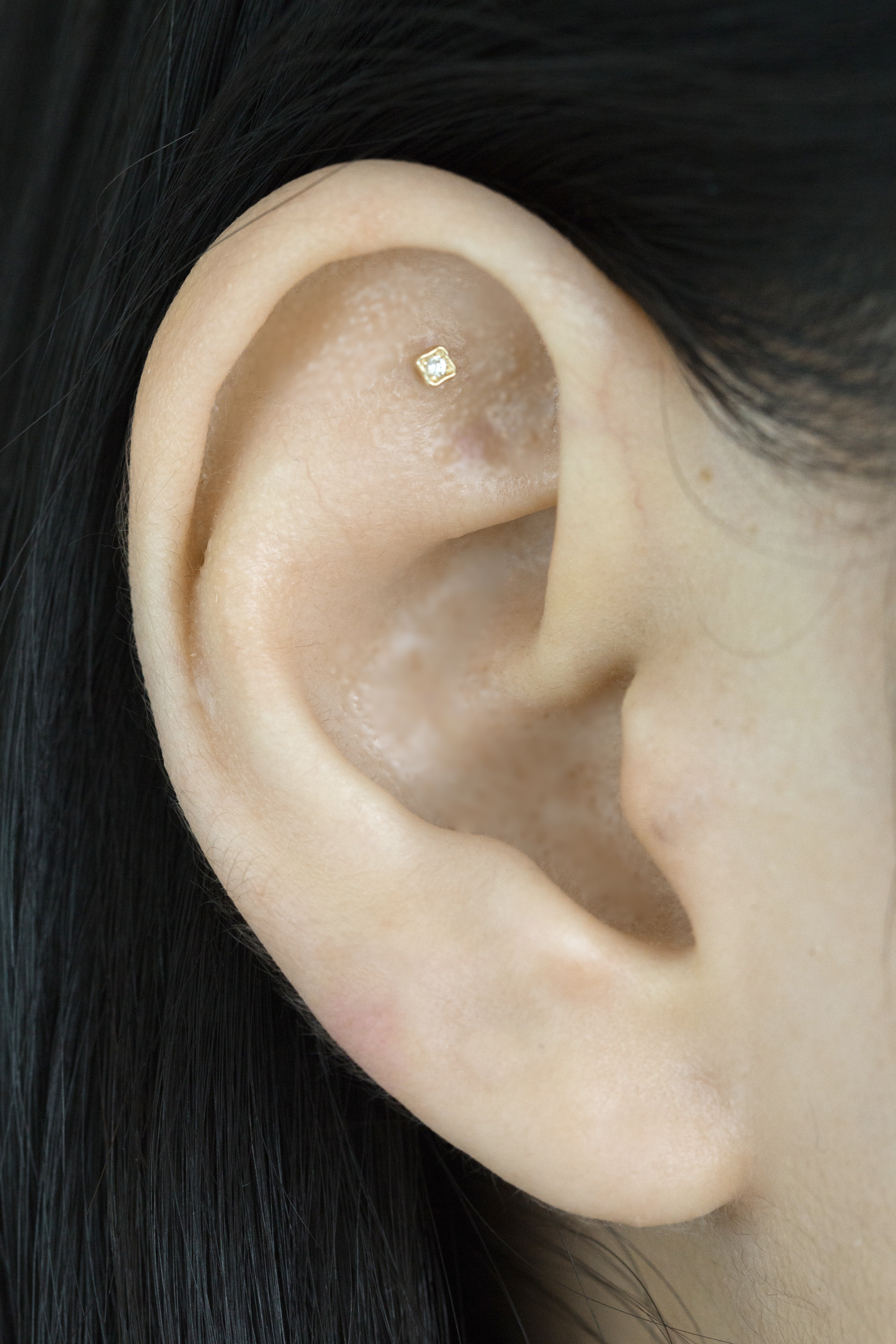 14K金 ゴールド Cz ヘリックス 軟骨 アンチトラガス アウター インナーコンク イヤリング ピアス ラブレット