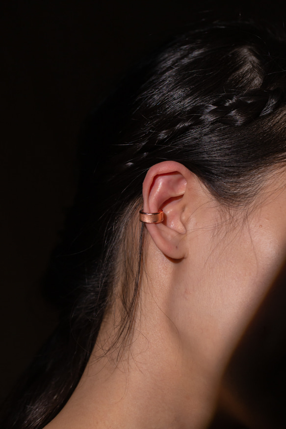 革紋耳扣 Emboss Texture EarCuff 第11張的照片