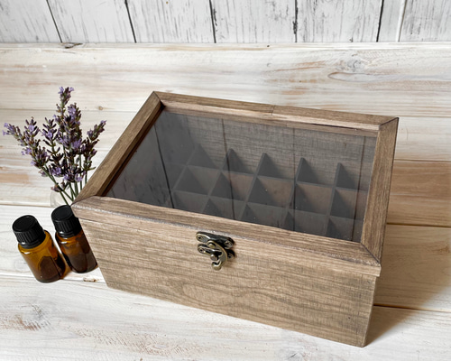 アロマオイルケース 8588571dd746c58ce31a92261ceb87