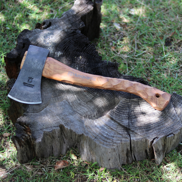 ハスクバーナ 名栗加工 ロゴあり ロゴなし Husqvarna 38cm 手斧 オノ 無骨 ハスクバーナ 名栗加工 ロゴあり ロゴなし Husqvarna 38cm 手斧 オノ