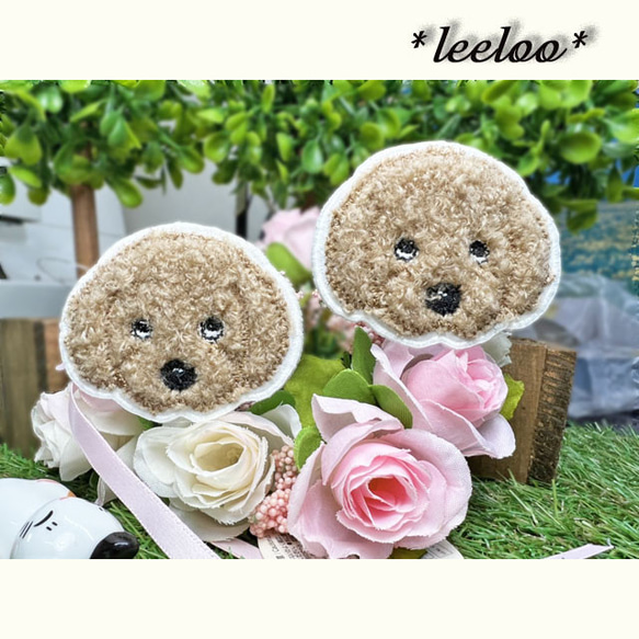 ★トイプードル★アップリケ刺しゅう★ミニワッペン★白ベース赤5.5-２枚 1枚目の画像