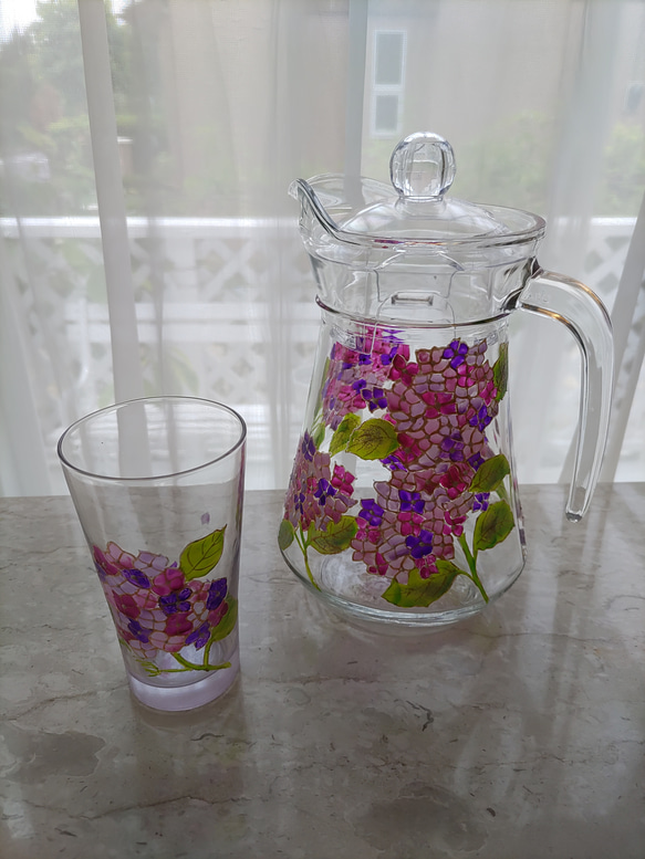 フォーガールズの作品 