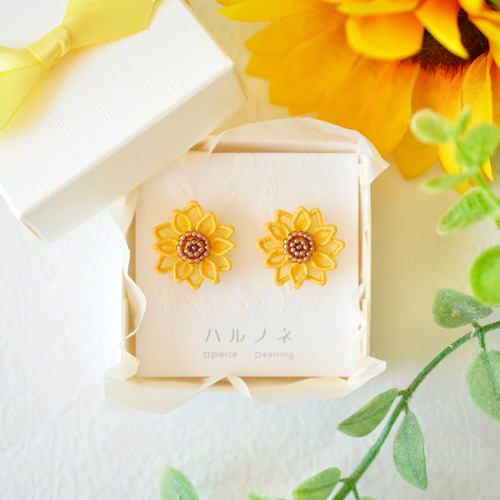 no.148 淡色ひまわりビジューピアス　イヤリング　和風　ハンドメイド　着物 no.148 淡色ひまわりビジューピアス イヤリング 和風