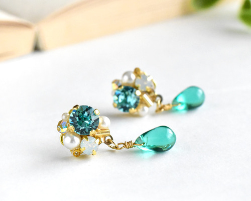 グリーン×チェコガラス】スワロフスキー ピアス・イヤリング ピアス