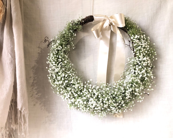 受注制作かすみ草のふわふわリース
