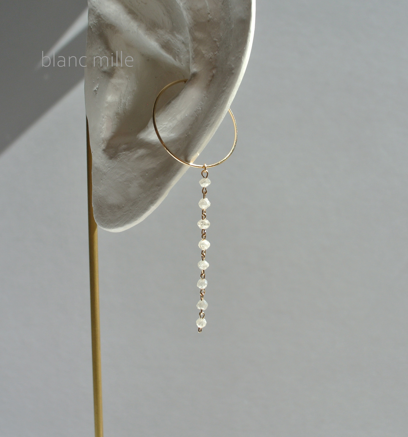 No.1833w○*極小ホワイトダイヤモンド8 K18ロングイヤーカフ○*18金 ダイアモンド