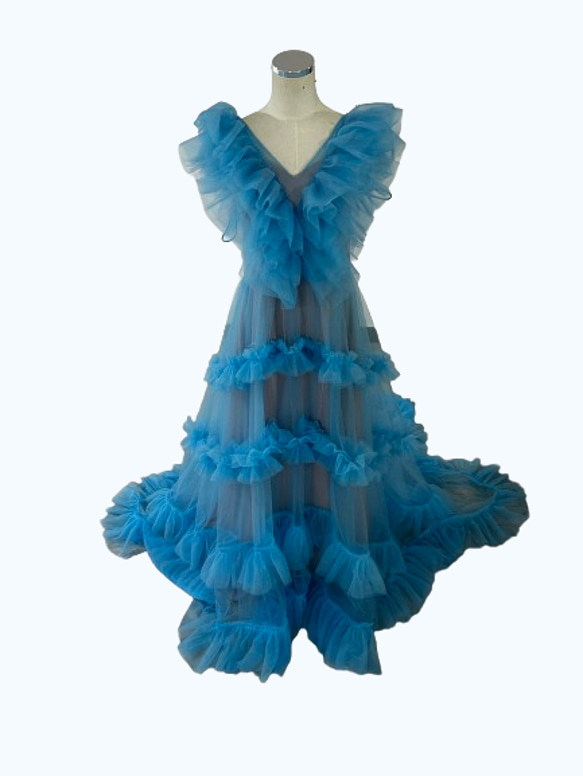 豪華！ カラードレス オンショルダードレス 爽やかで優しいブルー 柔らかく重ねたチュールスカート 前撮り ブライダル 体重 　　