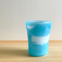 海コップ　マッコウクジラの親子　ビアグラス　グラス 2枚目の画像
