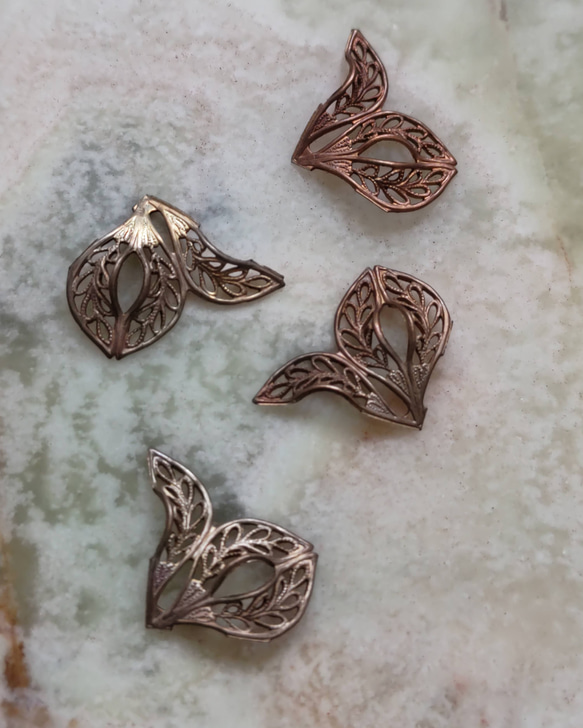 ヴィンテージBrass製　フィリグリー　27×18mm  2個セット 1枚目の画像