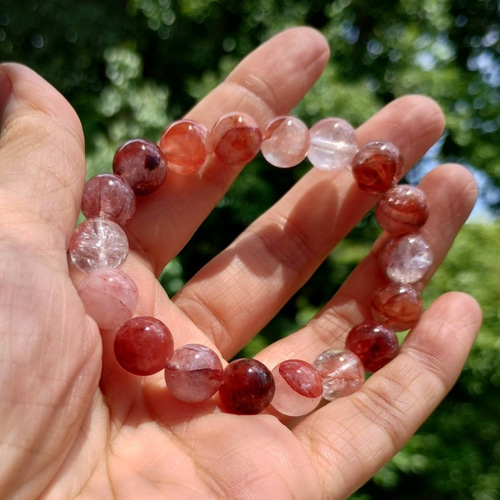 送料無料】ヒマラヤピンク水晶ブレスレット10ミリ ブレスレット