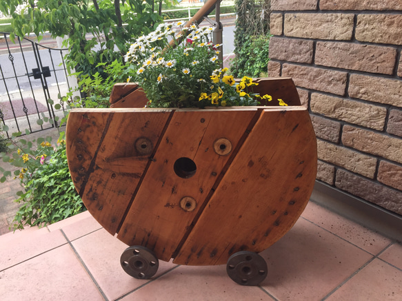 ケーブルドラムを使った鉢カバー＊受注生産＊ 