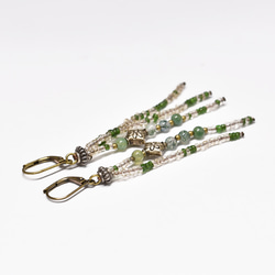 “K-sama only”透明綠色種子珠和苔蘚門，印度銀流蘇耳環 第6張的照片
