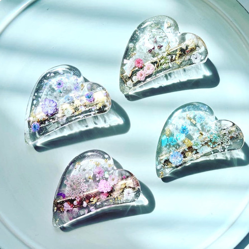 新作♡ドライフラワー押し花入りハート型ヘアクリップ♡ピンクブルー  