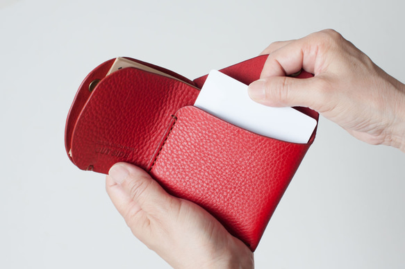 イタリア製牛革のコンパクト財布３ ／ レッド※受注製作 レッド