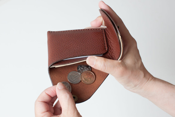 イタリア製牛革のコンパクト財布３ ／ ダークブラウン※受注製作  D1207218711(9295円)