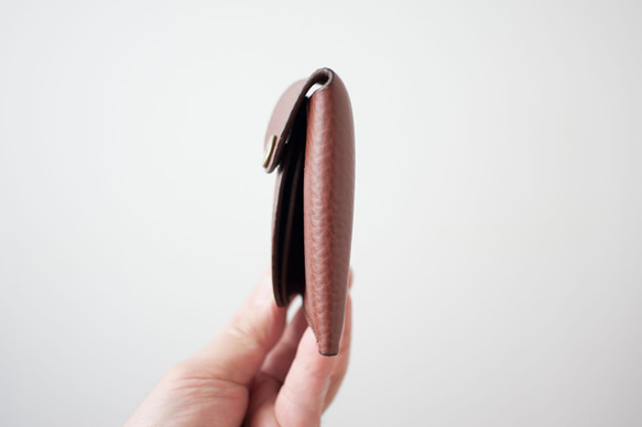 イタリア製牛革のコンパクト財布３ ／ ダークブラウン※受注製作  D1207218711(9295円)