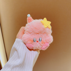 ピンク色の小さな怪獣☆可愛AirPods 1/2/3/pro ケースcase☆綿製手作り編織り 1枚目の画像