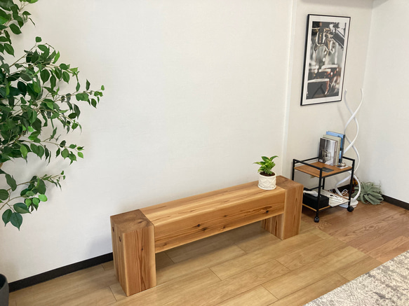 ☆どっしり木製ベンチ☆無垢材☆横幅125×奥行24×高さ40cm 
