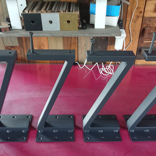 マットグレーでアイアンな極細鉄脚♪ 40×150×350mm Z型 4脚ver