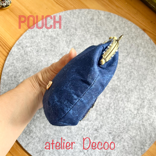 Townscape (街並み)ビーズ刺繍、がま口ポーチ ポーチ atelier Decoo