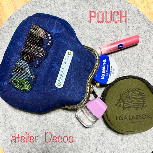Townscape (街並み)ビーズ刺繍、がま口ポーチ ポーチ atelier Decoo