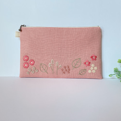 20センチファスナー手刺繍フラットポーチ（水色） ポーチ iro.ito 通販