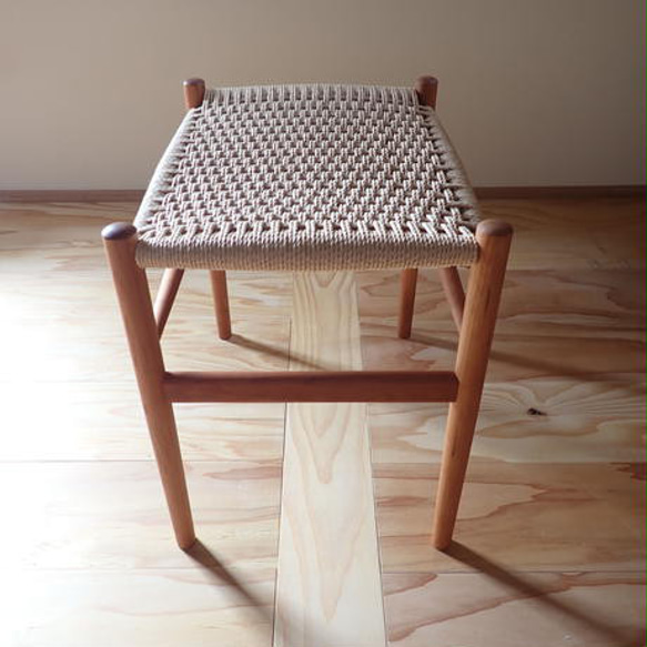 NOCOスツール　丸　ベージュ 耐久性 鹿の子編み