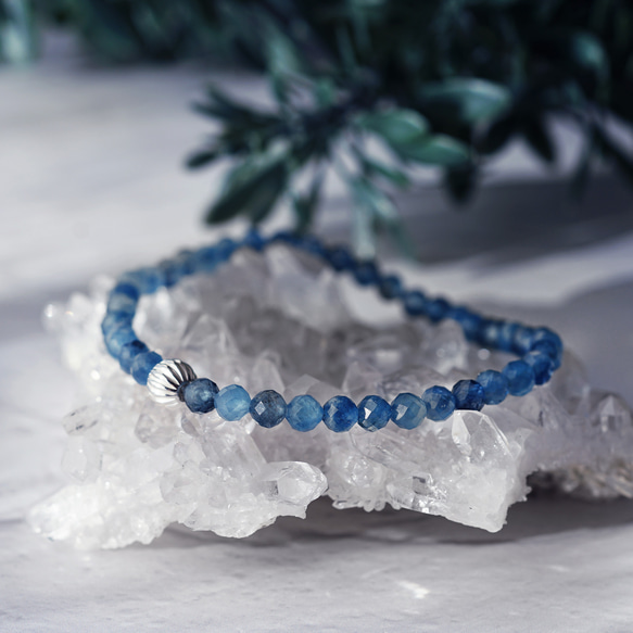 深藍色海藍寶石圓形切割手鍊 - 深海 第6張的照片