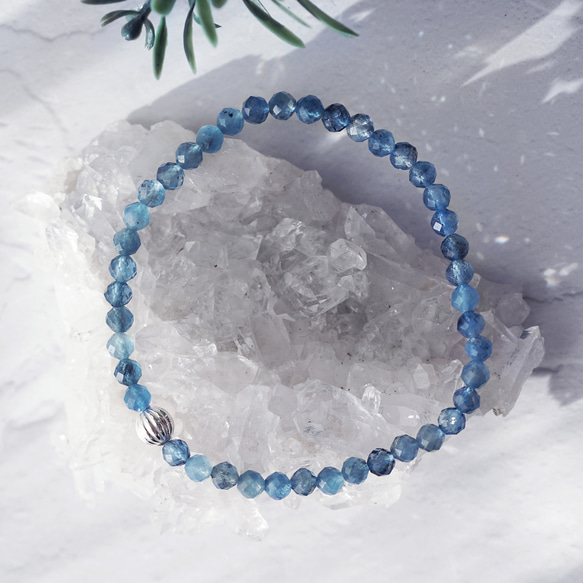 深藍色海藍寶石圓形切割手鍊 - 深海 第2張的照片