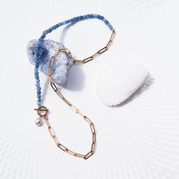 ☆ディープブルーアクアマリンと真珠のサージカルステンレス・マンテルネックレス　～Lagoon 1枚目の画像