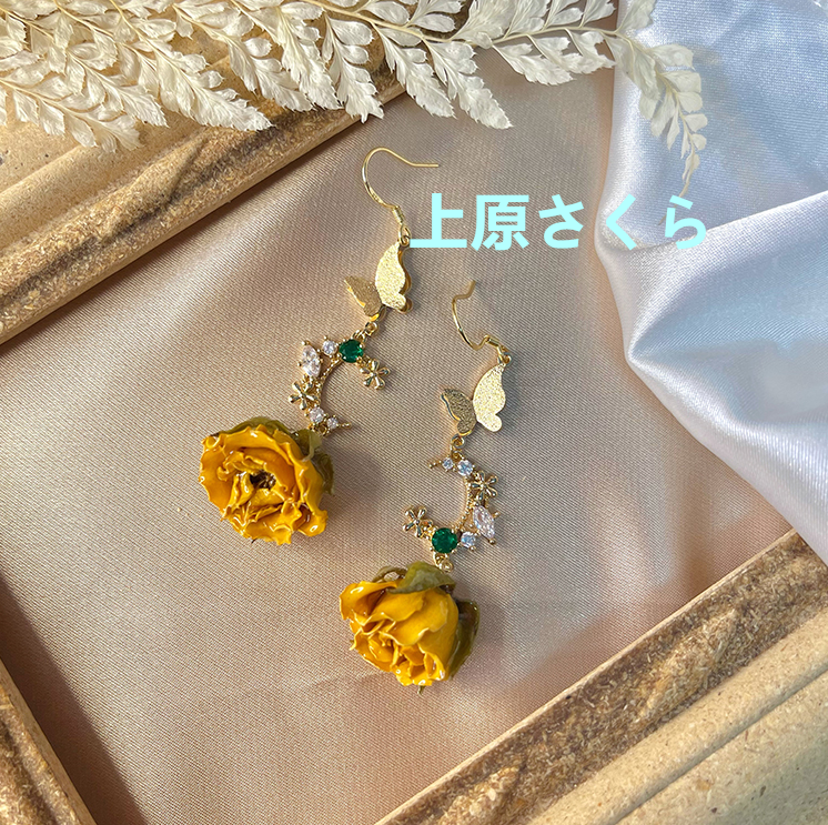 ハンドメイドピアスイヤリング