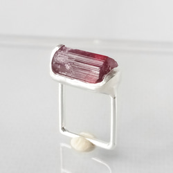 トルマリン原石リング(11.88ct) 1枚目の画像