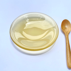 「黄金色の空を映す水たまりS」丸いガラス皿　マット仕上げ　　皿　食器　プレート　ガラス工芸 2枚目の画像