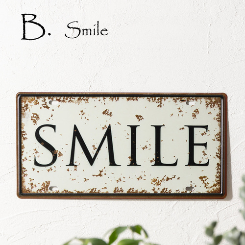 フランスのビンテージ看板文字KIDIMO 「DESIGN」 フランスのビンテージ看板文字KIDIMO 「DESIGN」