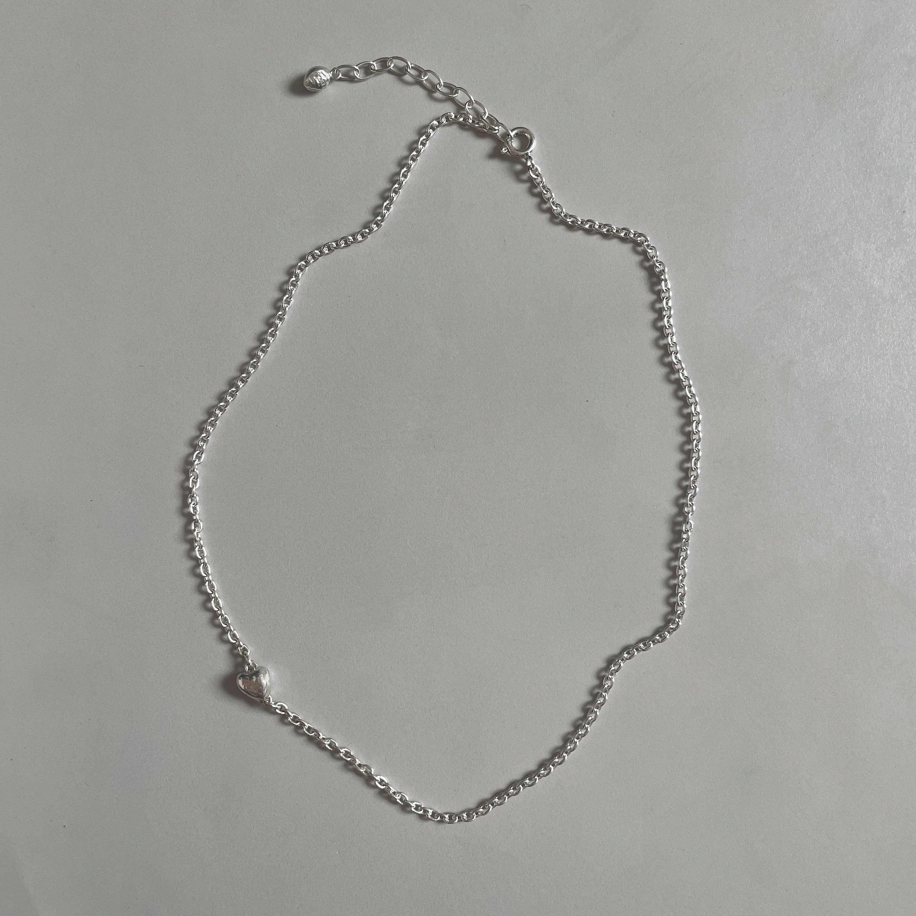 heart choker necklace