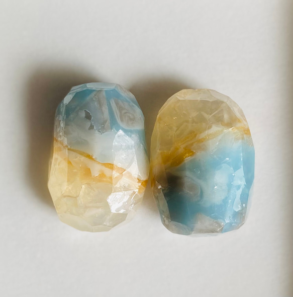 宝石石鹸　light blue × crystal 2枚目の画像