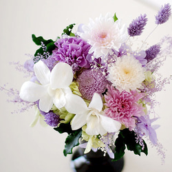 【仏花】再販2＊白デンファレと紫系マムの競演仏花【供花】 2枚目の画像