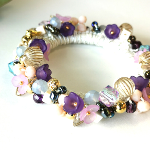 シュシュ  ヘアゴム  ビーズ  パープル系 シュシュ ヘアゴム ビーズ パープル系