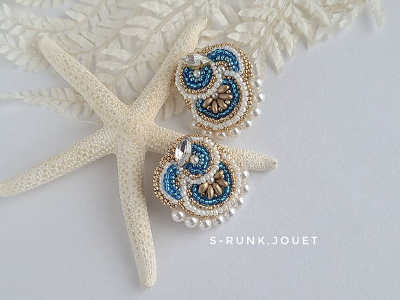 blue　刺繍イヤリング/ピアス 1枚目の画像