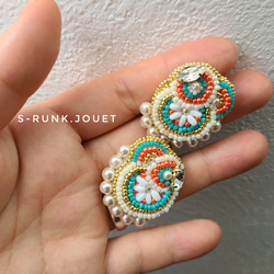 colorful　刺繍イヤリング/ピアス 1枚目の画像