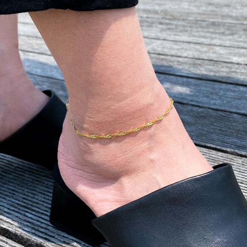 新作‼︎夏トレンド スクリューチェーン アンクレット つけっぱなしOK