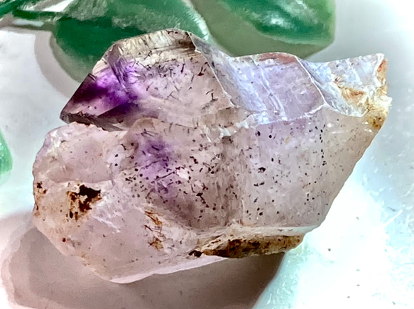 セイクリッドセブン✨レインボー　アメジスト　ラフストーン　原石 