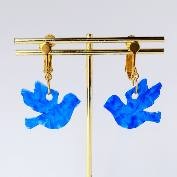 Creema限定 幸せの青い鳥 ピアス·イヤリング（ゴールド・シルバー金具の選択可） 5枚目の画像